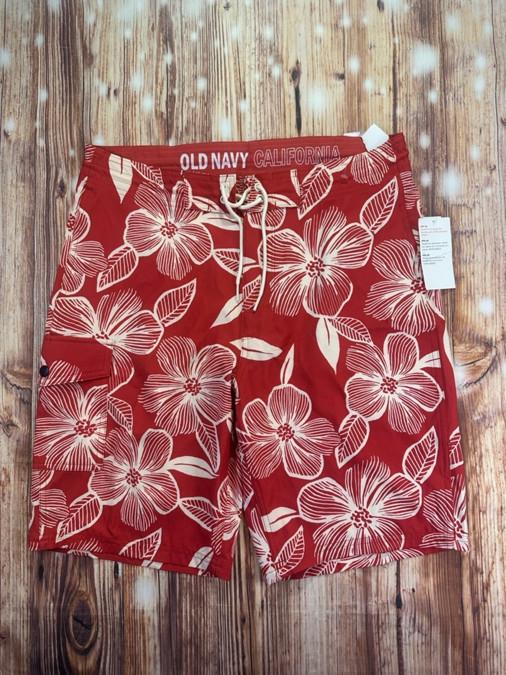 NWT Old Navy California Men’s Red Floral Swim Trunks Size 32